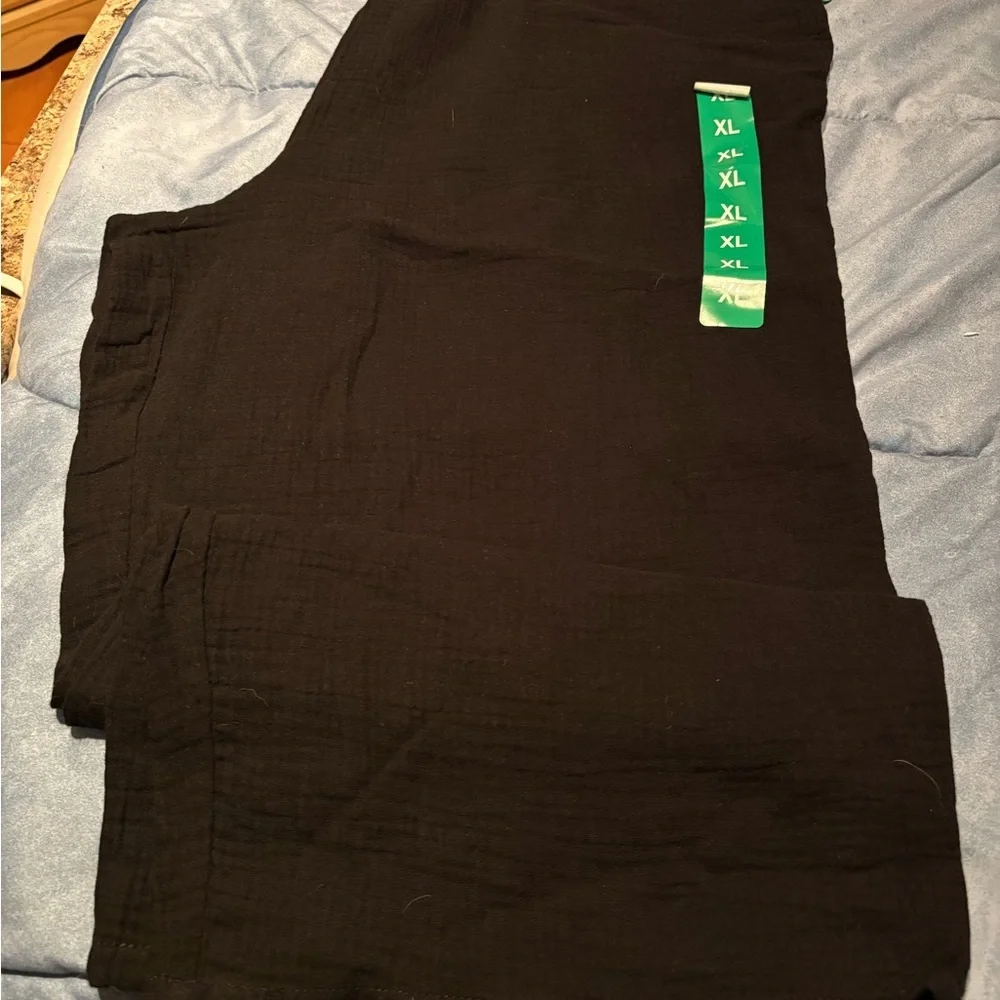 Black XL Pants - Picture 3 of 3